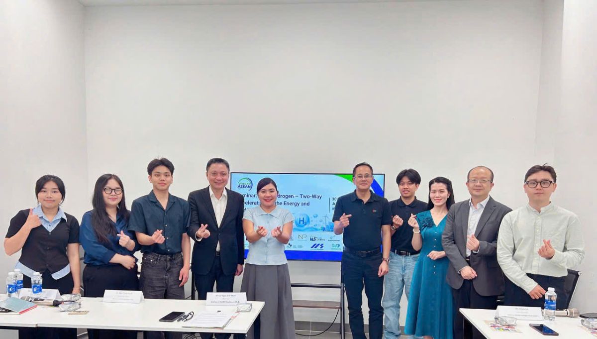 AI v&agrave; Hydro &ndash; "Cỗ m&aacute;y hai chiều" cho kỷ nguy&ecirc;n năng lượng v&agrave; tr&iacute; tuệ: VAHC tổ chức hội thảo chuy&ecirc;n đề với sự tham gia của chuy&ecirc;n gia Ấn Độ, H&agrave; Lan, Ả Rập X&ecirc; &Uacute;t v&agrave; Việt Nam